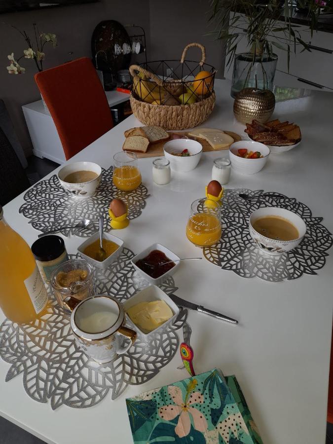 Chambre Dans Un Ecrin De Verdure Angrie Eksteriør bilde