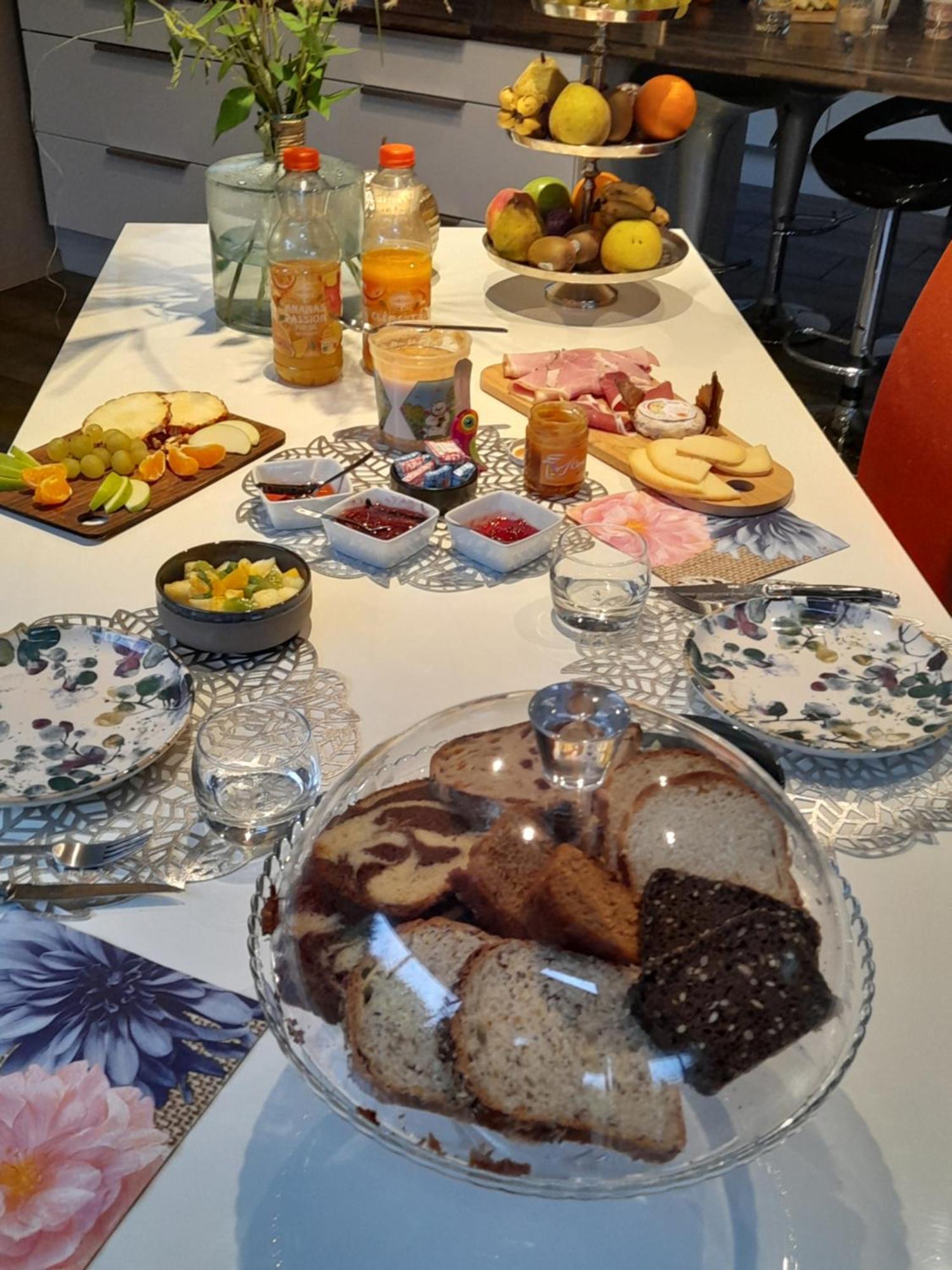 Chambre Dans Un Ecrin De Verdure Bed & Breakfast Angrie Eksteriør bilde